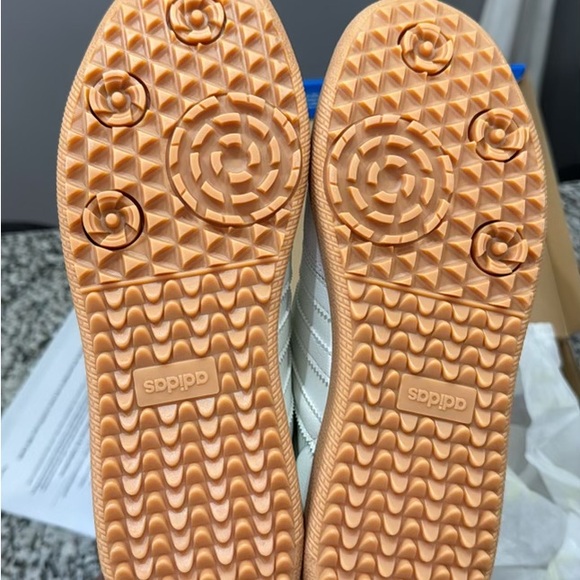 Addidas x KITH collab Samba Golf Shoes - Picture 5 of 5